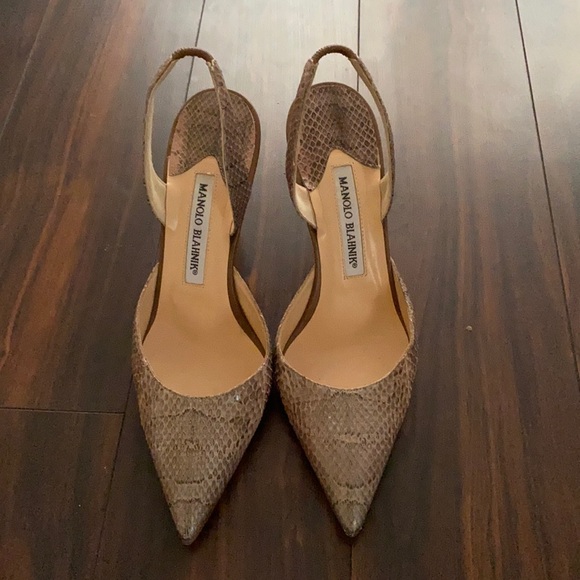 Manolo Blahnik Shoes - Manolo Blahnik slingbacks!